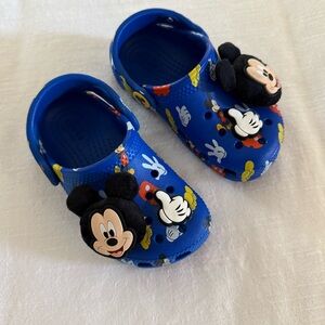 Blue Mickey Crocs Toddler Size 7
